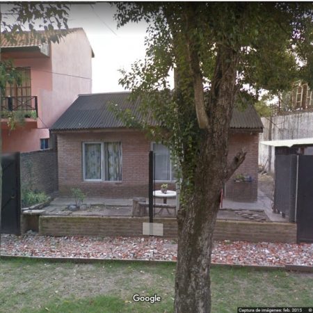 Casa en venta en Burzaco zona La Serenisima